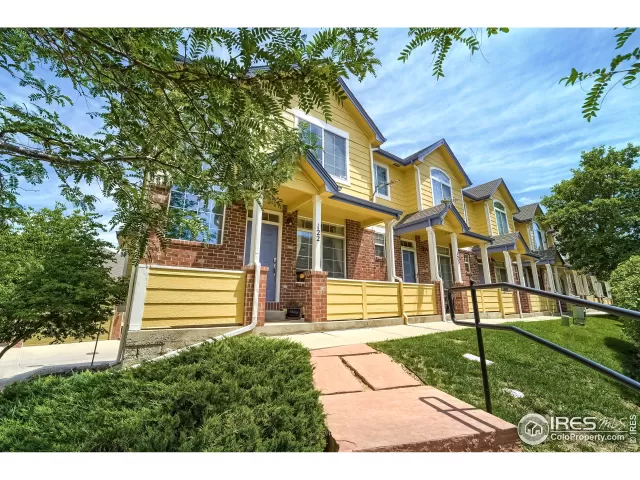 MLS: 945681 Condo For Sale