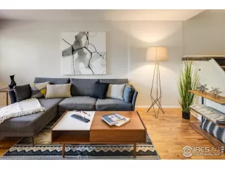 Photo #2: 945698 Listing 