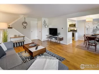 Photo #4: 945698 Listing 