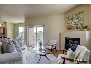 Photo #6: 945703 Listing