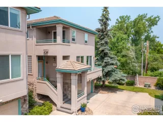 Photo #4: 945742 Listing