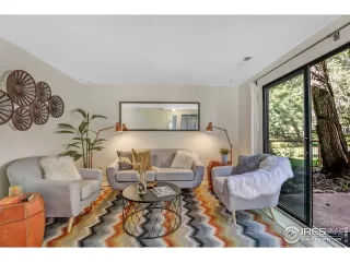 Photo #2: 945745 Listing 