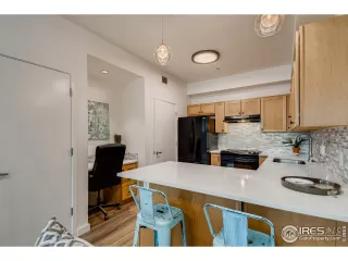 Photo #5: 945754 Listing 