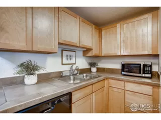 Photo #6: 945780 Listing