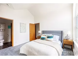 Photo #3: 945811 Listing