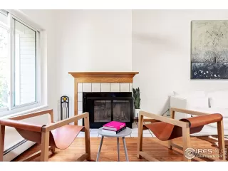 Photo #5: 945811 Listing