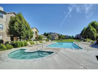 Photo #2: 945848 Listing