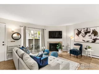 Photo #2: 945861 Listing