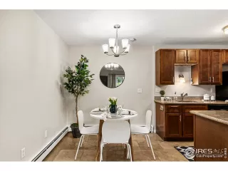 Photo #5: 945861 Listing