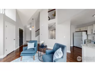 Photo #4: 945869 Listing 