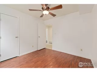 Photo #4: 945873 Listing