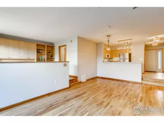 Photo #1: 945931 Listing