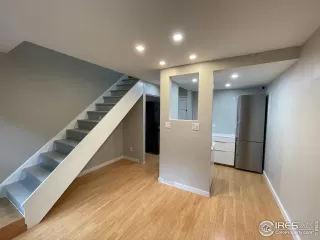 Photo #5: 945962 Listing 