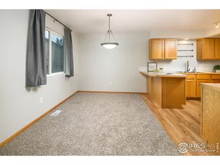 Photo #6: 945983 Listing