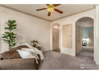 Photo #3: 946011 Listing