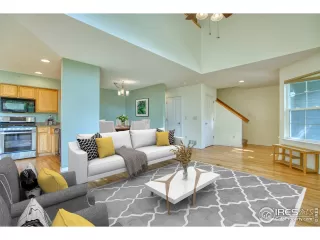 Photo #5: 946051 Listing