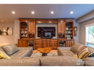 Photo #1: 946089 Listing