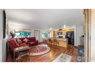 Photo #3: 946095 Listing