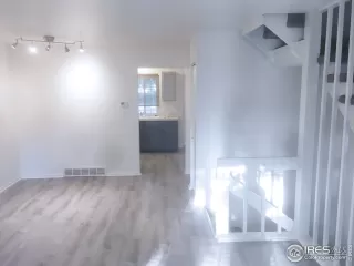 Photo #4: 946146 Listing 