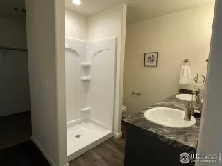 Photo #6: 946181 Listing 