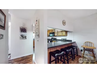 Photo #5: 946222 Listing