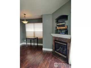 Photo #5: 946223 Listing