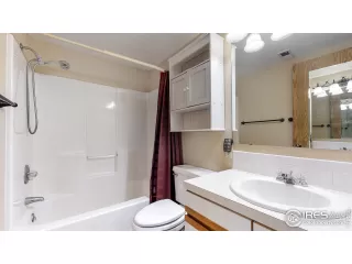 Photo #6: 946315 Listing 