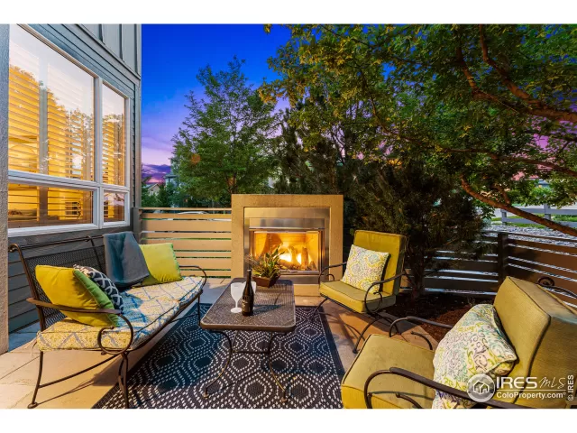 MLS: 946397 Condo For Sale