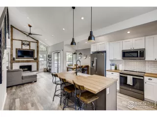 Photo #3: 946407 Listing