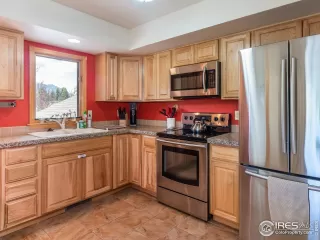 Photo #6: 946408 Listing