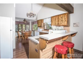 Photo #5: 946426 Listing