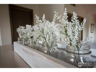 Photo #6: 946426 Listing