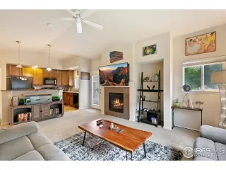 Photo #6: 946434 Listing 
