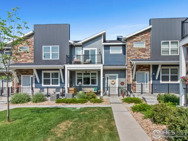 MLS: 946442 Condo For Sale