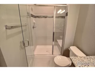 Photo #6: 946483 Listing