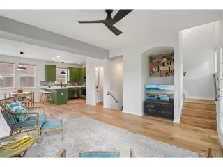 Photo #4: 9464849 Listing 