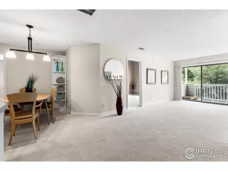 Photo #5: 946556 Listing 