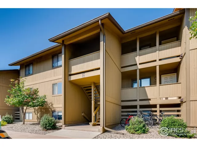 MLS: 946558 Condo For Sale