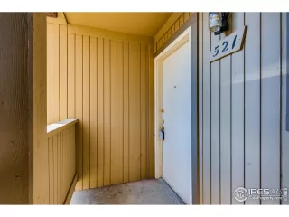 Photo #2: 946558 Listing