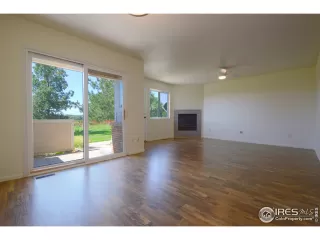 Photo #5: 946595 Listing