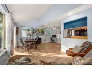 Photo #4: 946629 Listing