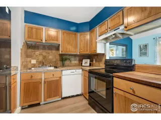 Photo #6: 946629 Listing