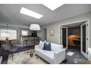 Photo #2: 946646 Listing