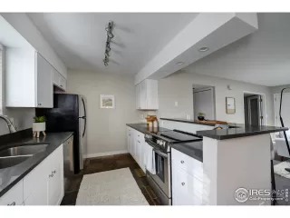 Photo #5: 946646 Listing