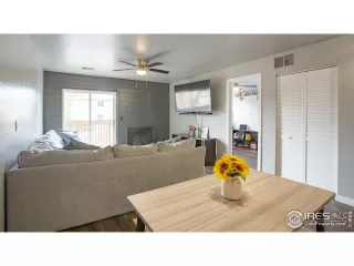 Photo #4: 946649 Listing