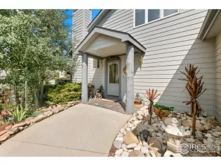 Photo #1: 946672 Listing