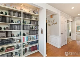 Photo #6: 946672 Listing