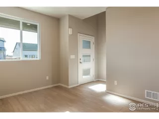 Photo #2: 946741 Listing 