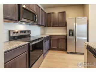 Photo #5: 946741 Listing 
