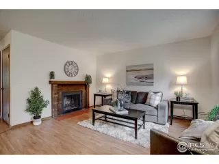 Photo #2: 946803 Listing